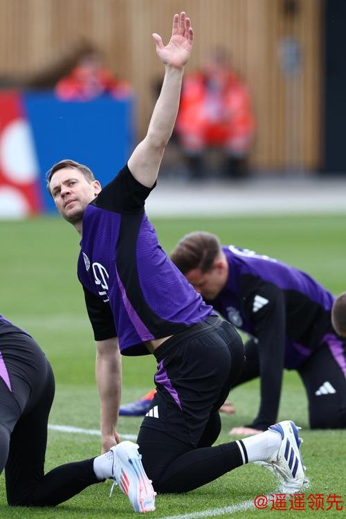 星空体育 德甲部分球队恢复“分小组训练”